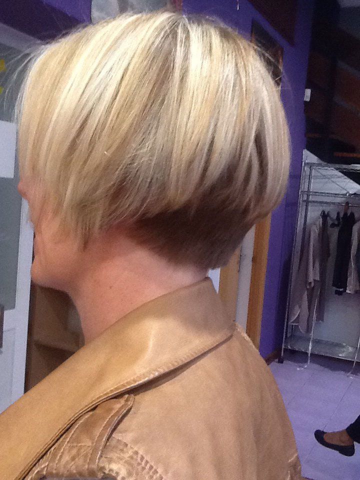 Corte de pelo y aplicación de color